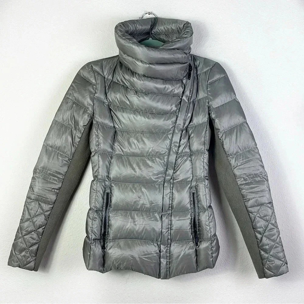 Bcbgmaxazria Lilly Short Packable Down Puffer Coa… - image 3